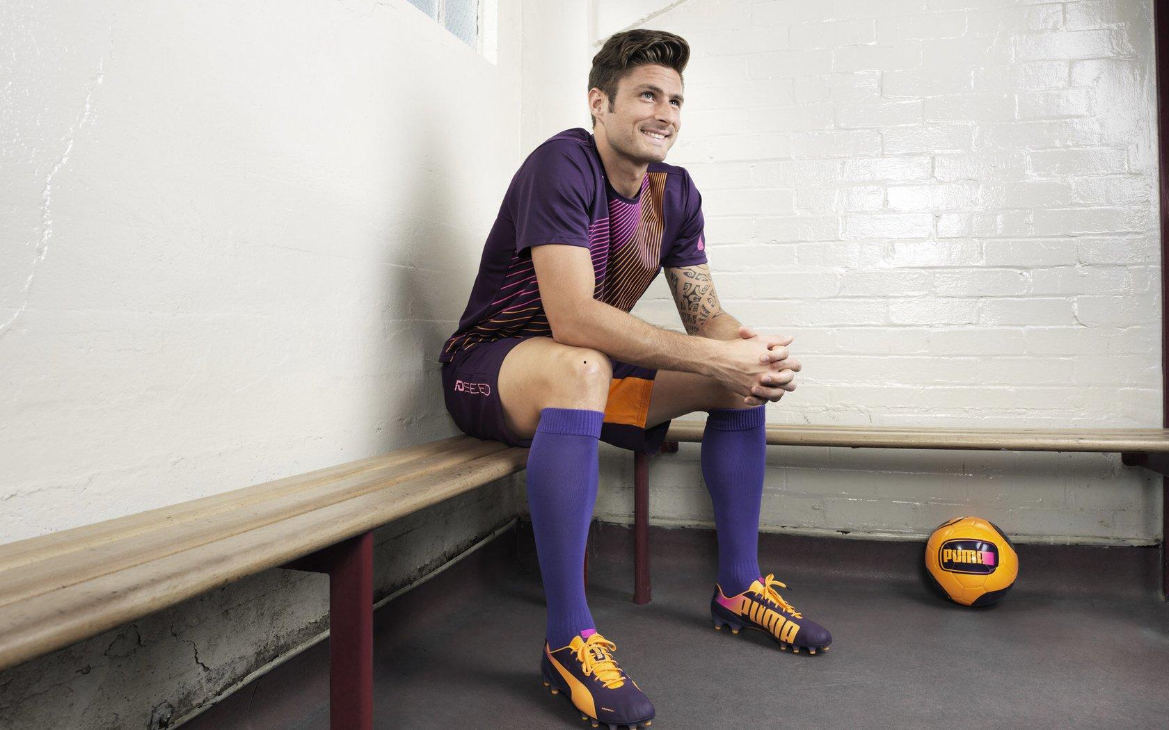 巴萨新星亚马尔获重点保护 博扬耻骨伤势需休战两月