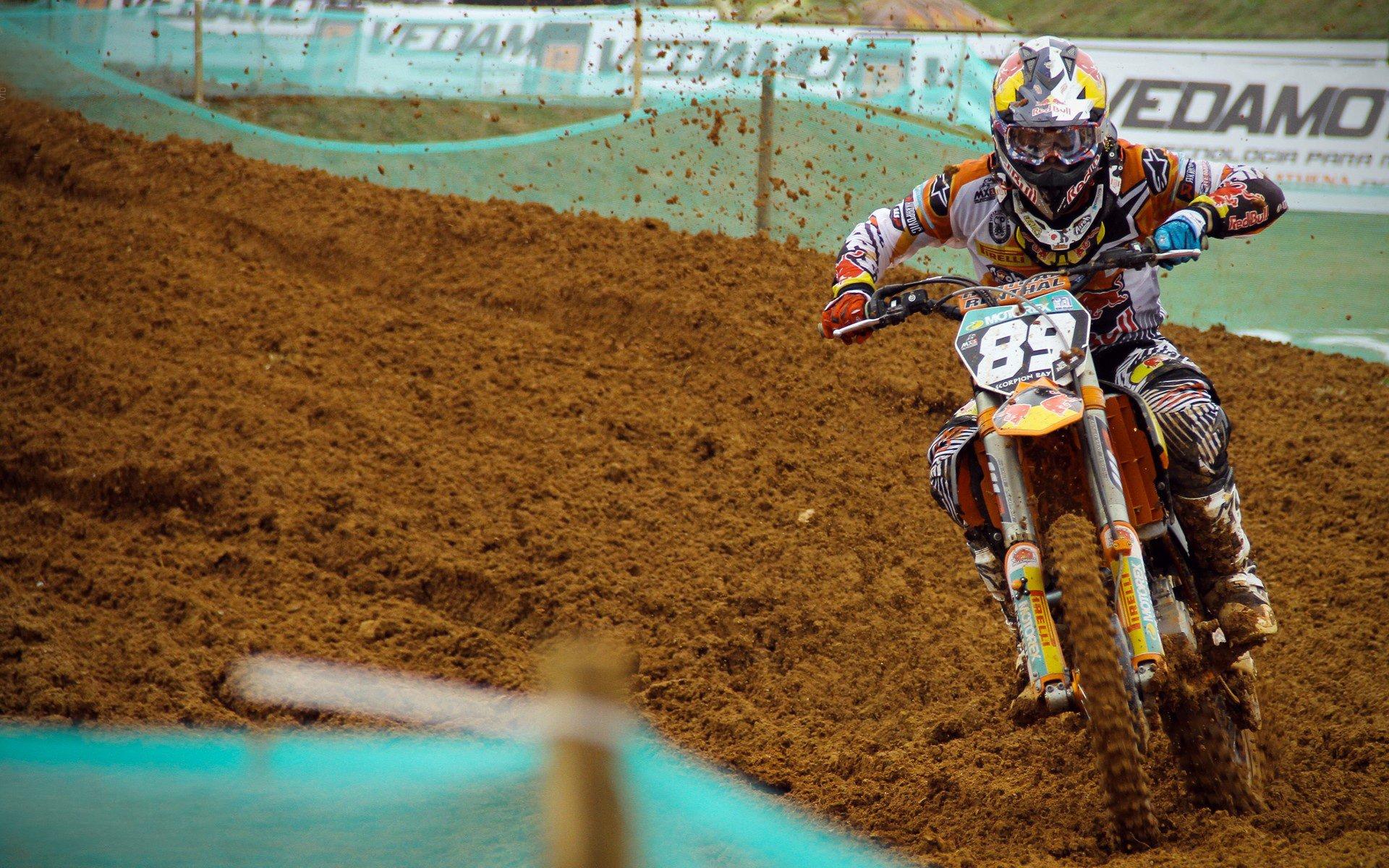 队长回归稳定军心 利物浦打更人调整显纪律性提升